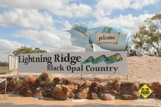 Entry sign for Lightning Ridge NSW
