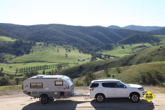 The lovely valleys along the Snowy River road-min