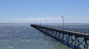 The jetty at Ceduna is smack in the middle of town